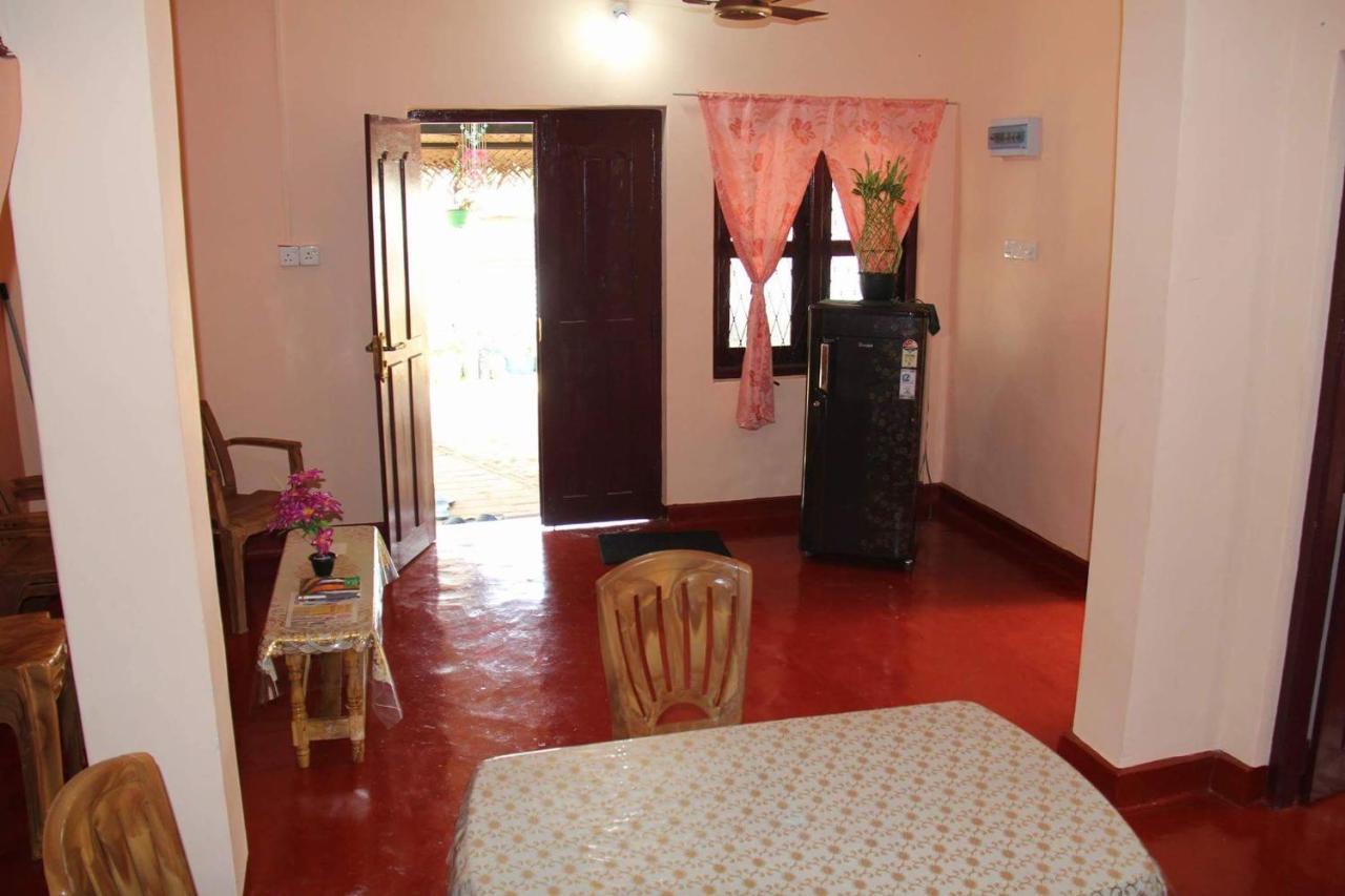 Batti Relax Point Villa & Rooms Batticaloa ภายนอก รูปภาพ