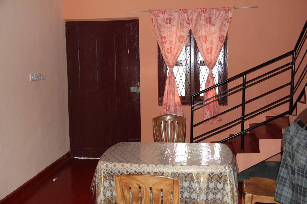 Batti Relax Point Villa & Rooms Batticaloa ภายนอก รูปภาพ